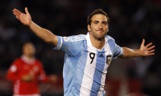 开云体育app-骑士对阵热火，克莱赛后评分拉满，诠释何为大场面先生