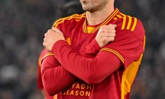 开云体育直播-罗马新援迎来首秀大胜，展现实力潜力