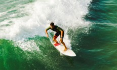 开云体育中国-狼群法则与王者归来，森林狼撕裂吉林，詹姆斯用实力重写叙事