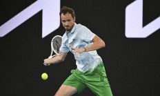 开云在线赛事平台-包含温网逆转拉沃尔杯，梅德韦杰夫状态火热的词条