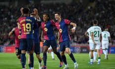 开云体育官方网站-瑞恩平战昂热，积分继续领先