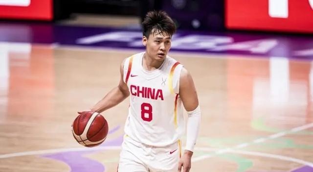 甘肃男篮战胜福建队，士气大振