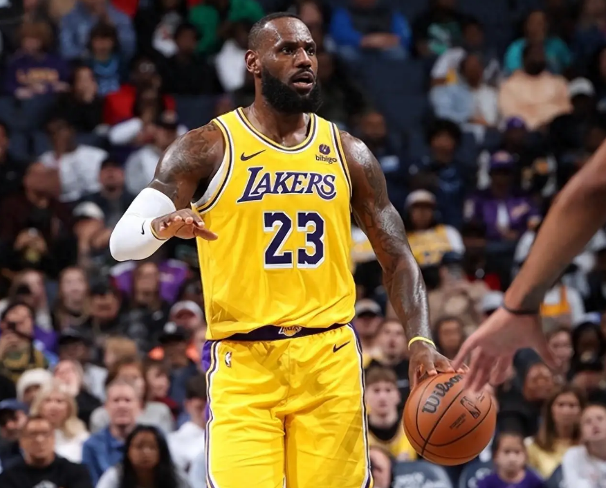 包含那不勒斯老将发挥出色,体现经验的重要性的词条 包含那不勒斯老将发挥出色,体现经验的重要性的词条