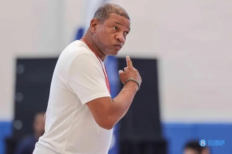 雄鹿队主帅荣膺最佳教练,领队晋级总决赛的简单介绍 雄鹿队主帅荣膺最佳教练,领队晋级总决赛的简单介绍