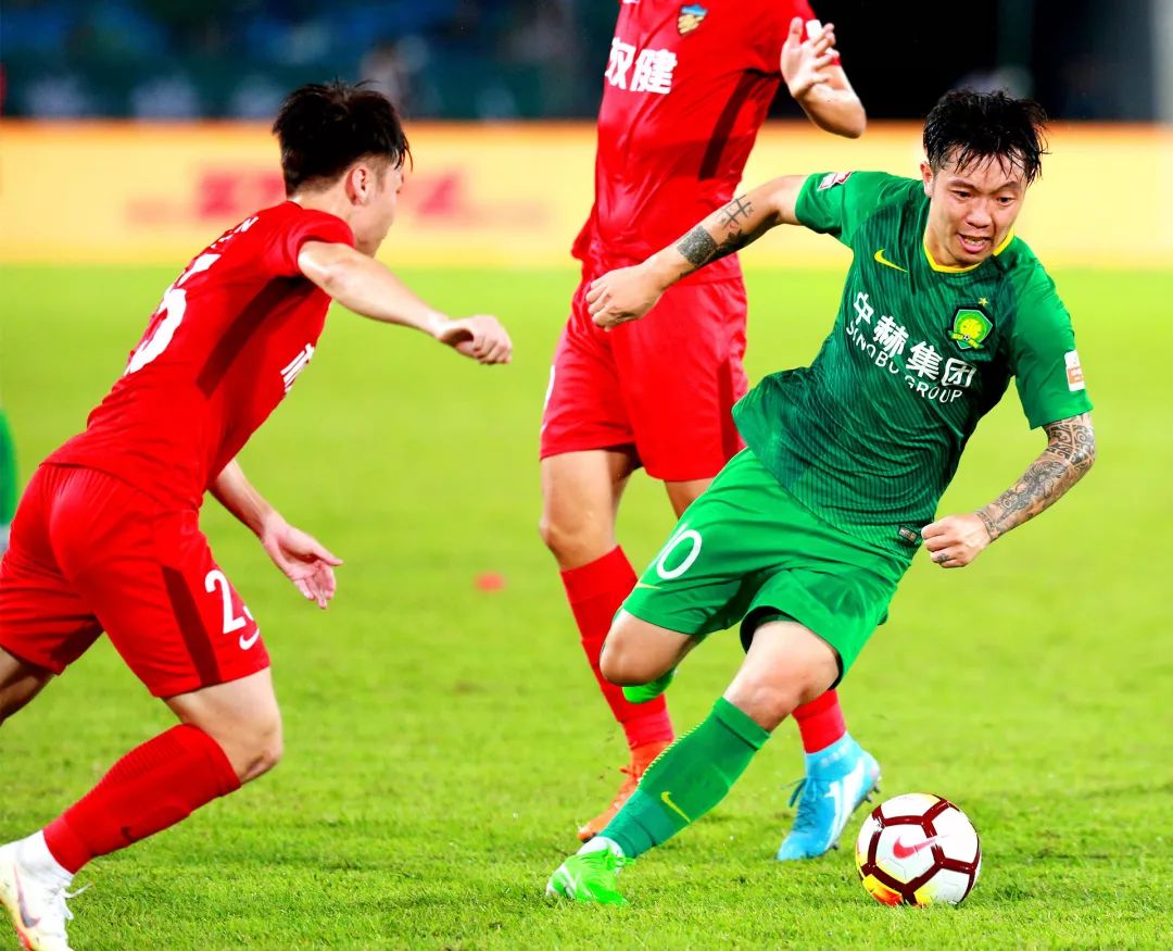 建业战胜申鑫,卡尔德克梅开二度帮助球队继续保持不败 建业战胜申鑫,卡尔德克梅开二度帮助球队继续保持不败