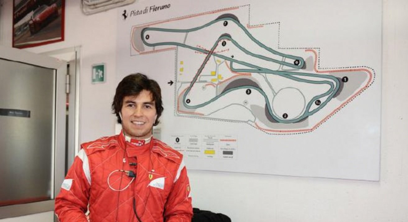 包含法拉利完胜威廉姆斯，佩雷兹刷新纪录的词条