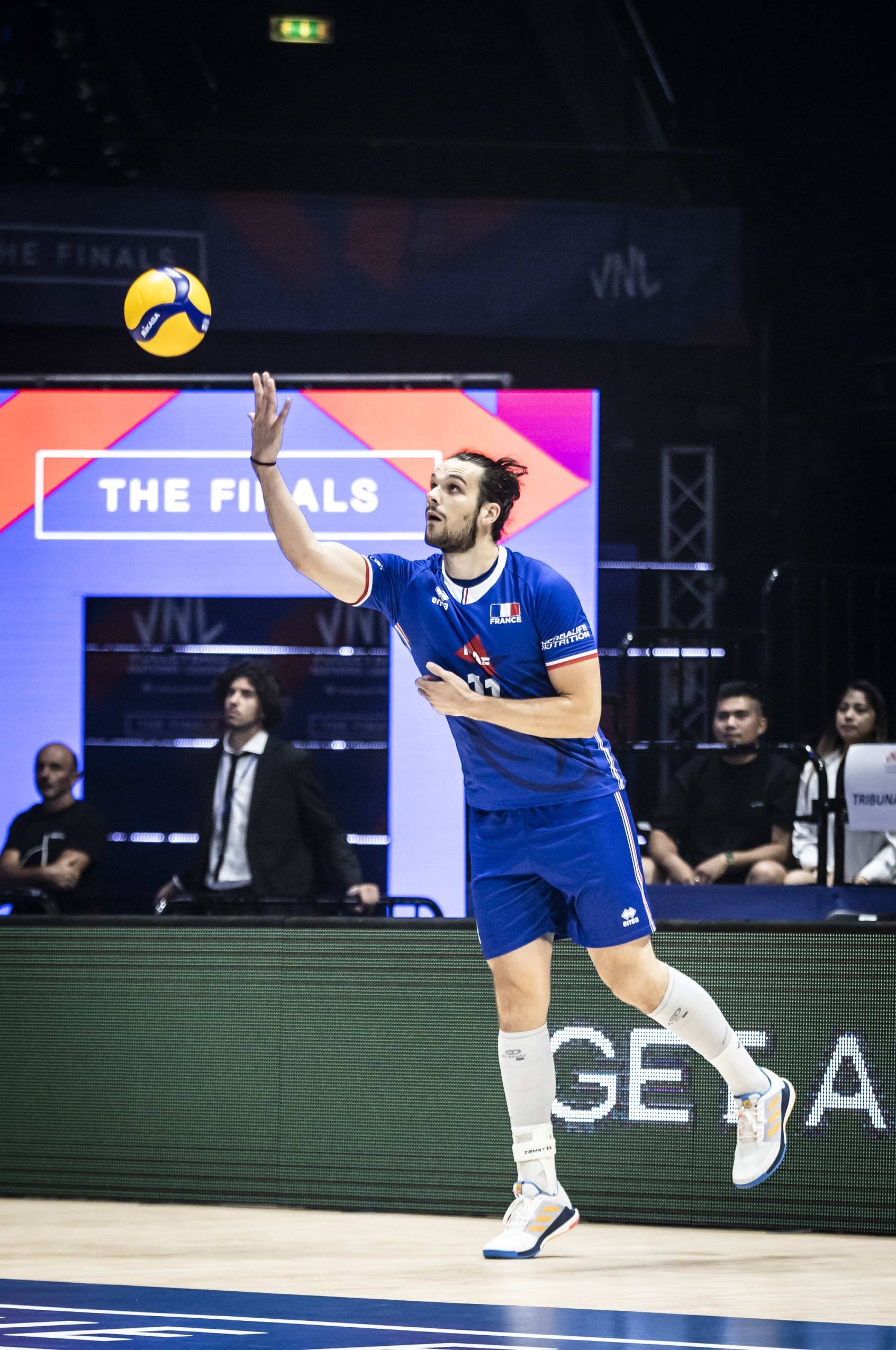 法国队横扫中国队,辛杜统治全场的简单介绍 法国队横扫中国队,辛杜统治全场的简单介绍