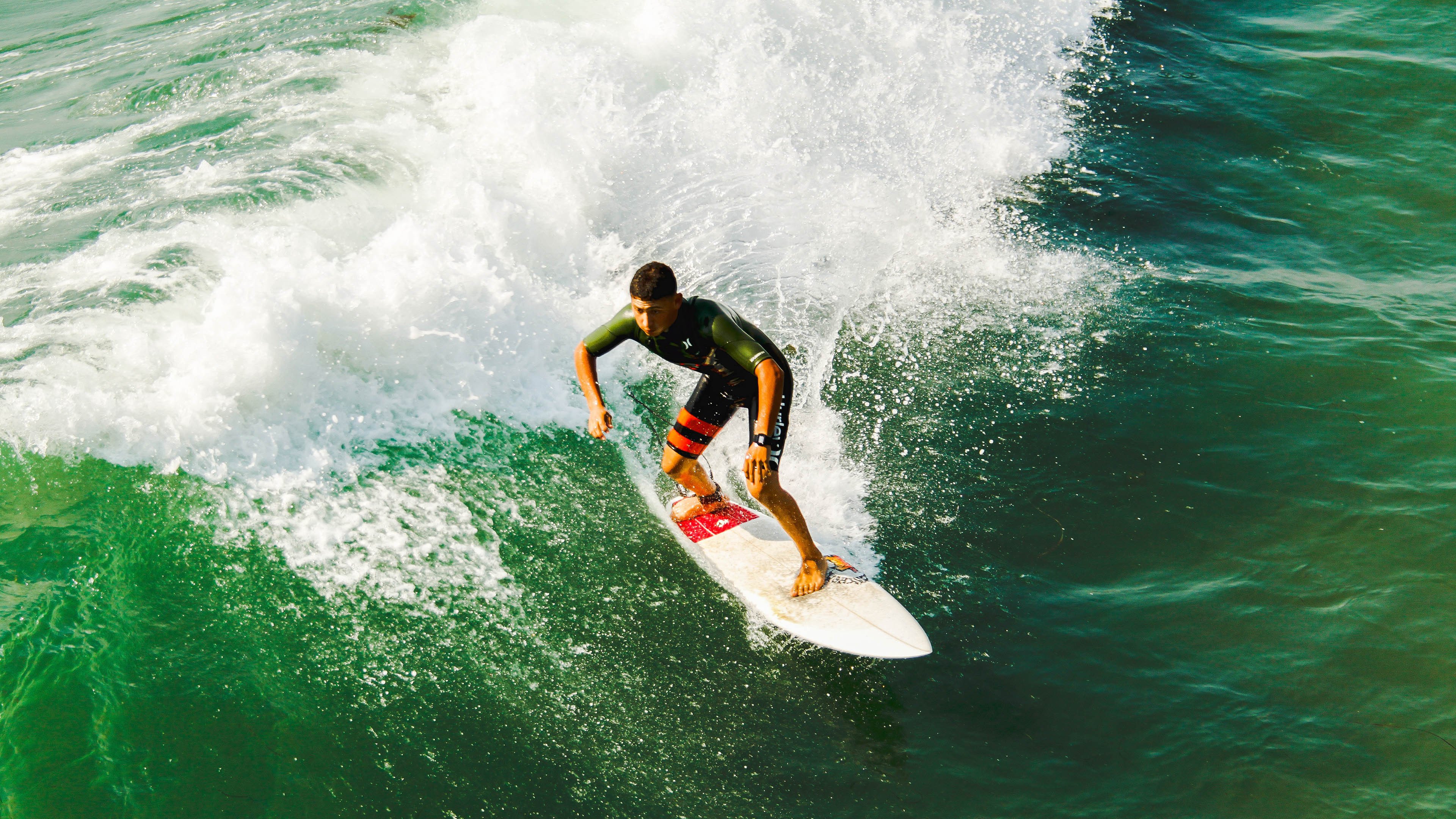 当基耶萨的节奏成为唯一法则,NBA季后赛之夜的绝对掌控者